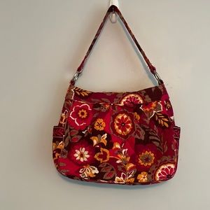 Vera Bradley quilted magnet large pocket purse.